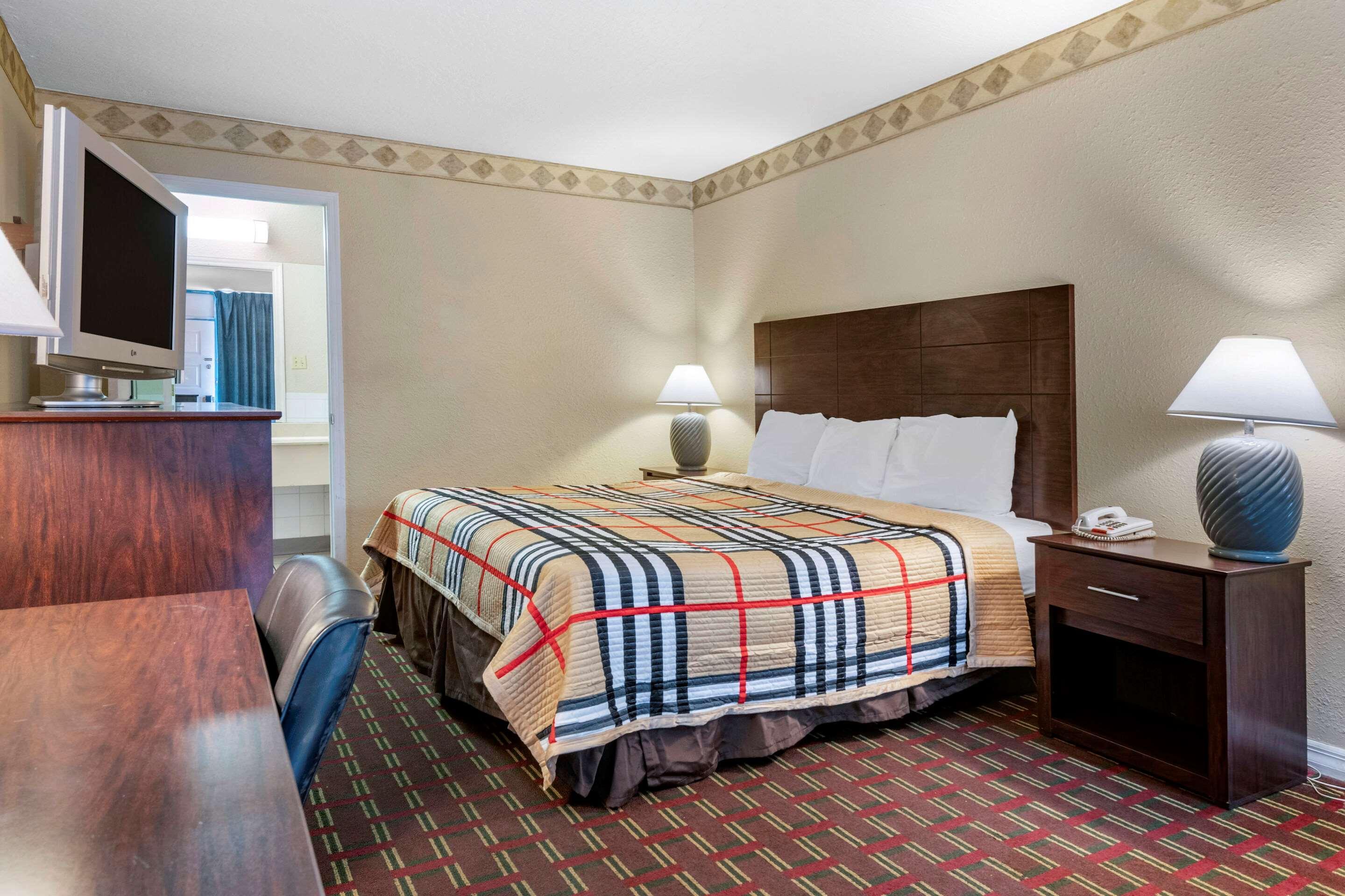 Rodeway Inn New Port Richey Zewnętrze zdjęcie