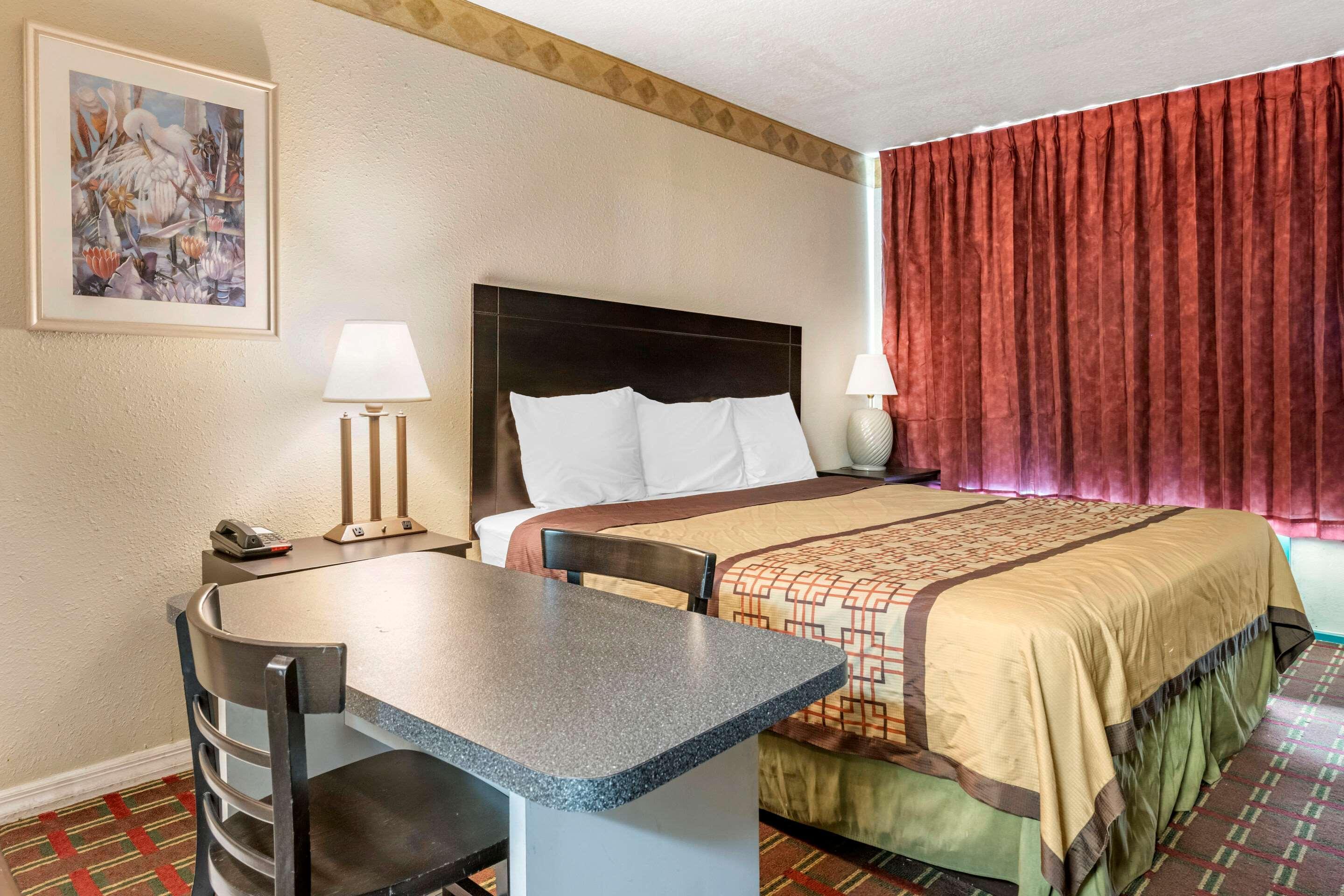 Rodeway Inn New Port Richey Zewnętrze zdjęcie