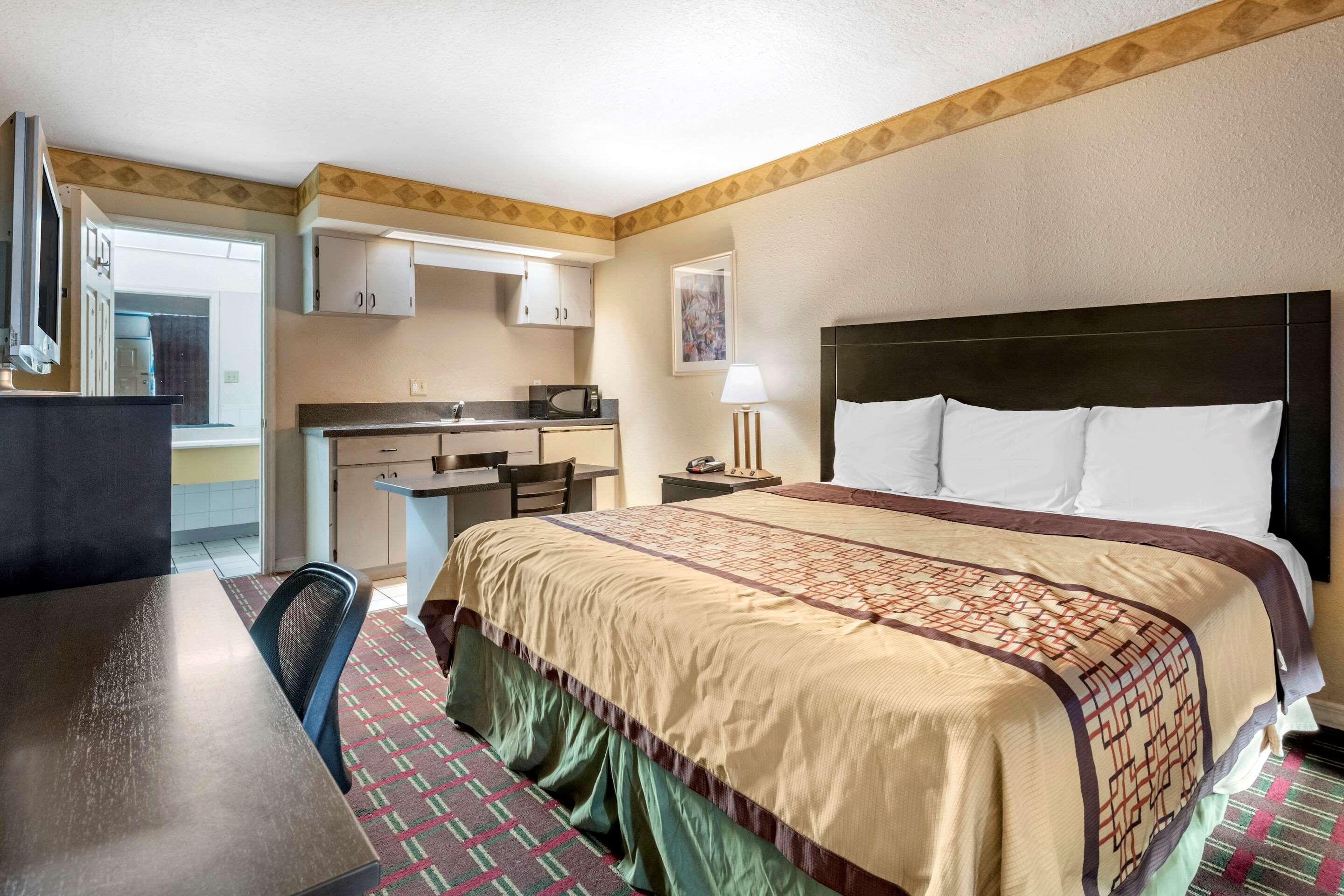 Rodeway Inn New Port Richey Zewnętrze zdjęcie