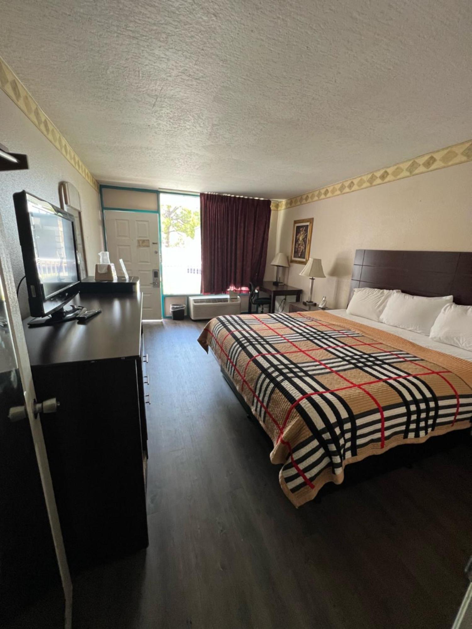 Rodeway Inn New Port Richey Zewnętrze zdjęcie